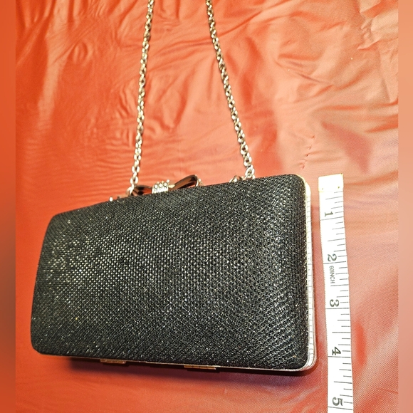 Black Sparkly Party Clutch/Bag Vintage Chain w/Box Snap Silver Accents E.U.C. - Picture 2 of 7